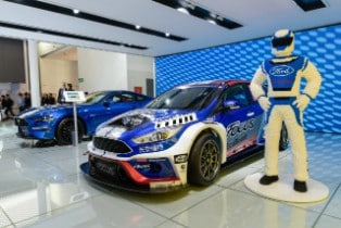 Focus CTCC with Lego driver at the Auto China 2018 Ford s... Focus CTCC with Lego driver at the Auto China 2018 Ford s...